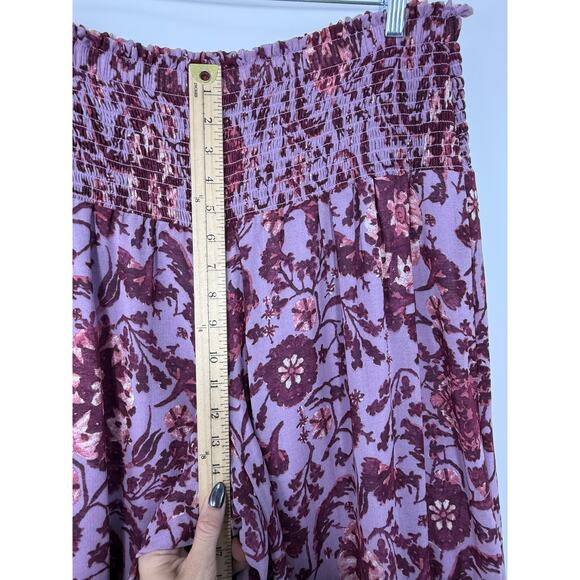 Anthropologie Smocked Waist Wide Leg Pants Purple Floral Boho Tiered Pull On XL - Picture 8 of 9